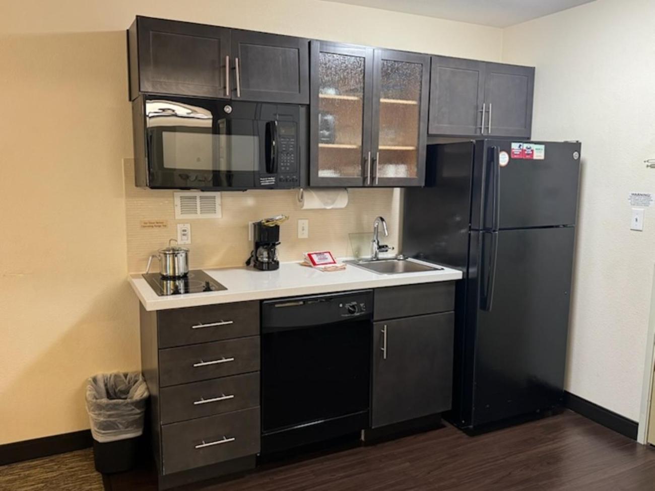Candlewood Suites Eugene Springfield By Ihg מראה חיצוני תמונה
